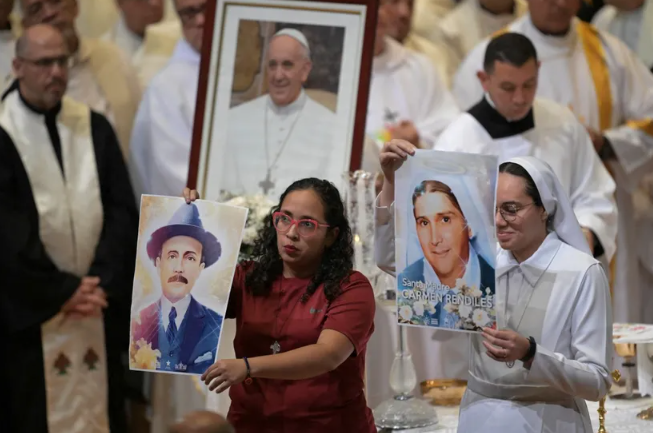 Júbilo en venezuela por sus dos santos