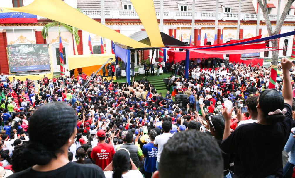 Nace el Gobierno Nacional Estudiantil de la Revolución Bolivariana
