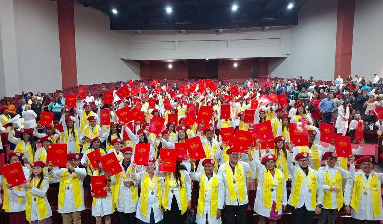 Venezuela prepara contingente de médicos internacionalistas