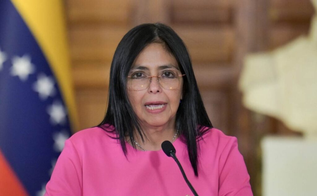 Delcy Rodríguez critica el Nobel