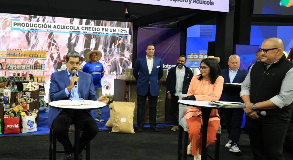 Feria Navideña Motores Productivos