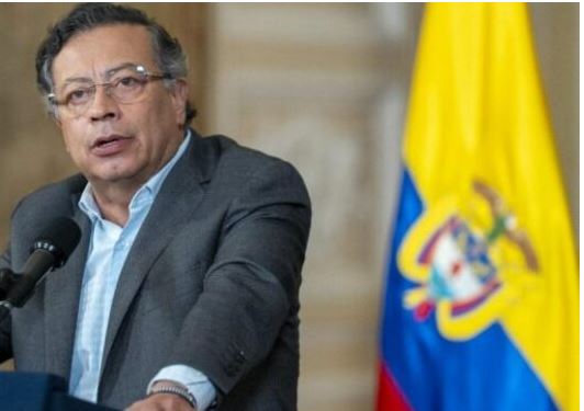 El **Presidente Gustavo Petro** lidera la renovación de los mandos militares para fortalecer la paz y la seguridad nacional hacia 2026.