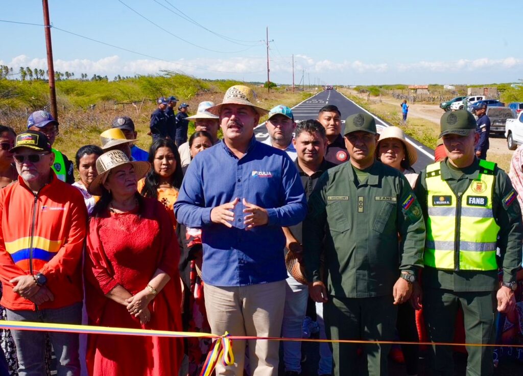 Inauguración de la rehabilitación de la Troncal del Caribe por Luis Caldera