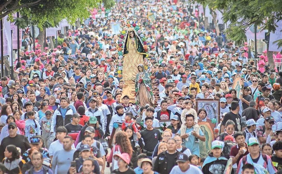 Peregrinos celebran a la Virgen de Guadalupe
