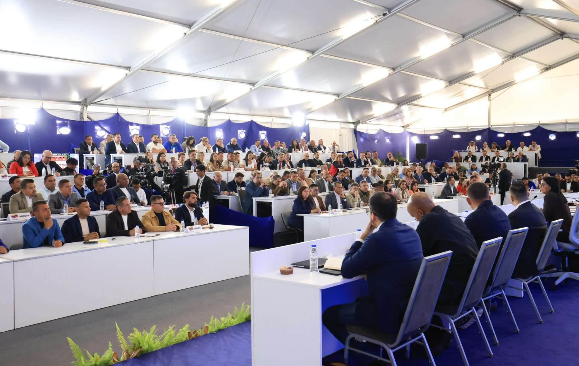 Reunión del Consejo Federal de Gobierno para la asignación de recursos para gobernaciones y alcaldías