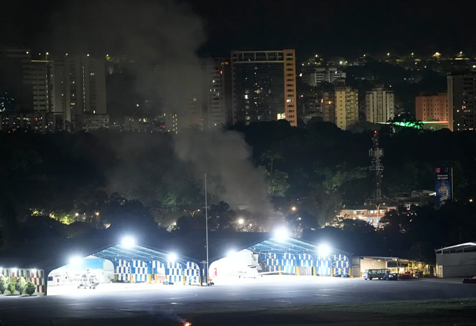 Reporte de ataque a Venezuela y explosiones en Caracas hoy