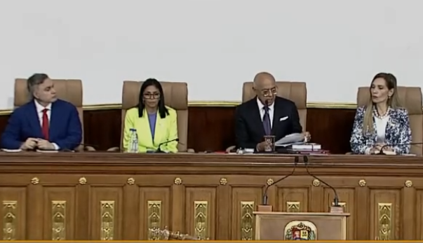 "Delcy Rodríguez durante la presentación de la Memoria y Cuenta 2025 en la Asamblea Nacional