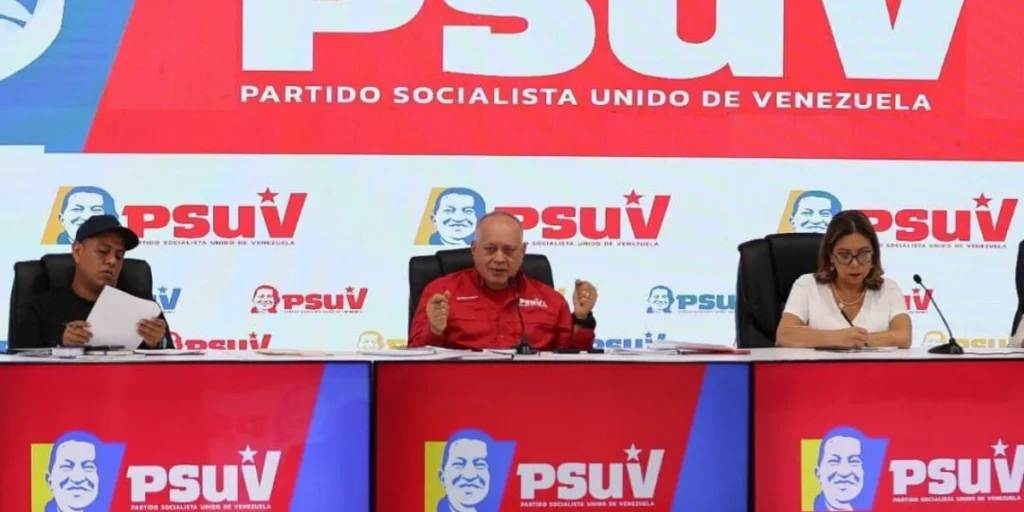 Diosdado Cabello en rueda de prensa del PSUV comentando la detención de Juan Pablo Guanipa