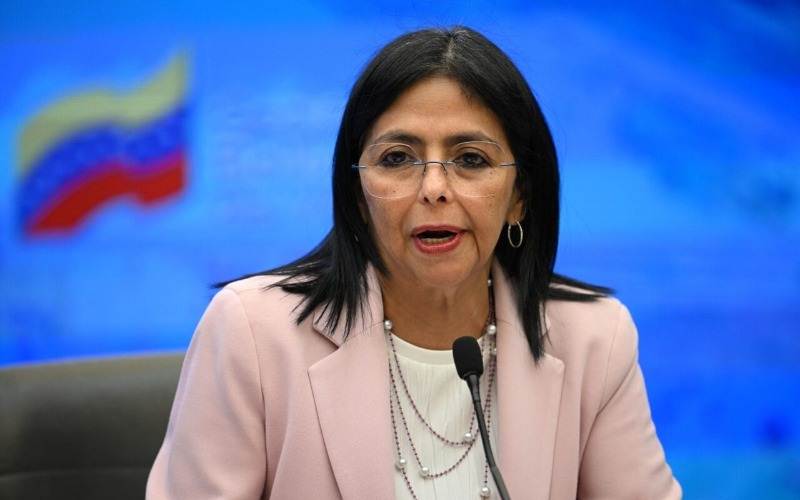 Delcy Rodríguez pide a Donald Trump finalizar el bloqueo económico contra Venezuela