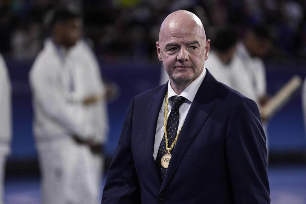 Gianni Infantino presidente de la FIFA habla dice que se debe levantar el veto a Rusia