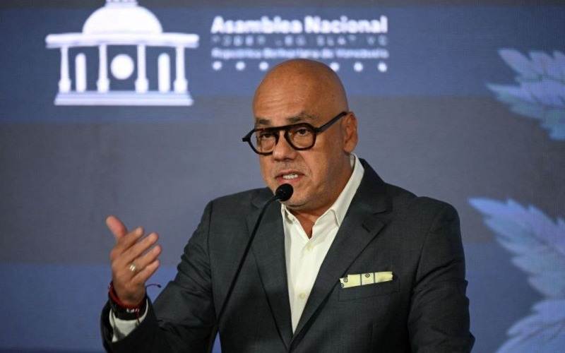 Documento oficial sobre la Ley de Amnistía en Venezuela en el Palacio Legislativo