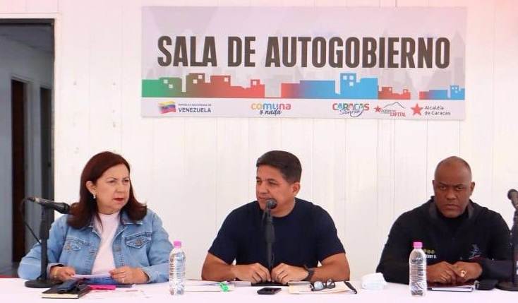 Ministro Jorge Márquez supervisando obras y convocando a Consulta Popular Nacional 2026