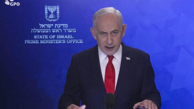 Primer ministro Benjamín Netanyahu ofreciendo declaración televisada sobre la situación en Irán
