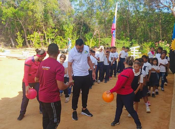 Actividades de recreación en Cabimas organizadas por la Alcaldía y el IMREC en sectores populares