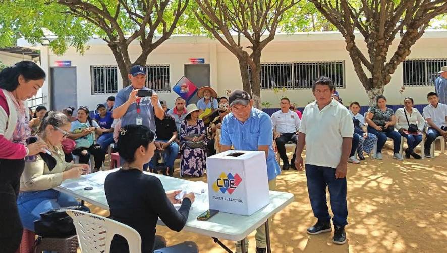 Asamblea de productores agrícolas en el Complejo Patria Joven de Maracaibo