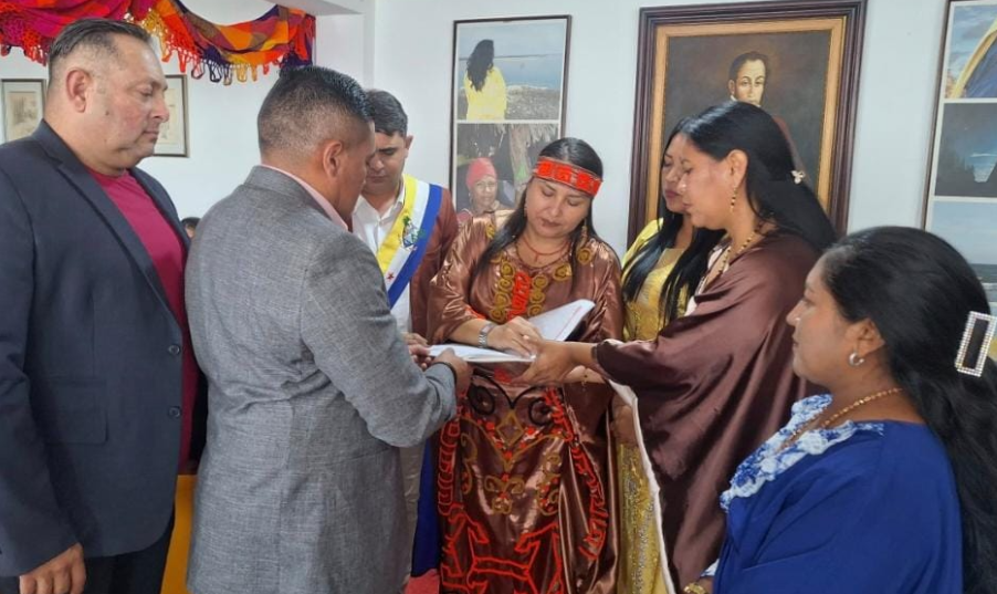 Elevar a escritor wayuu al panteón regional