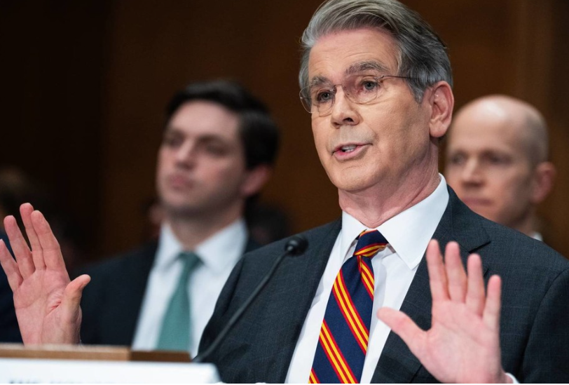 Secretario del Tesoro Scott Bessent declarando ante el Senado sobre Irán