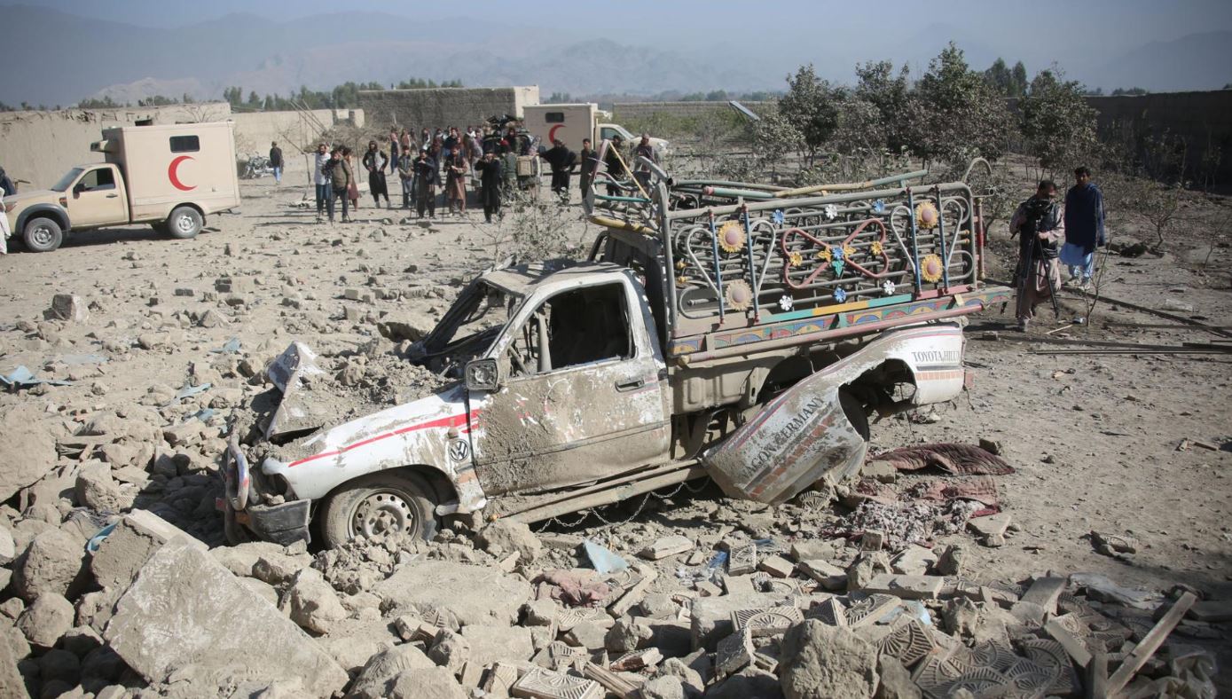 Pakistán declara “guerra abierta” a Afganistán y bombardea Kabul: reportan más de 130 muertos