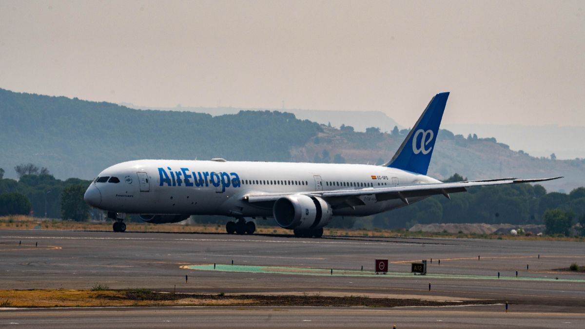 Avión Boeing 787-9 Dreamliner de Air Europa retomando vuelos de España a Venezuela en febrero 2026