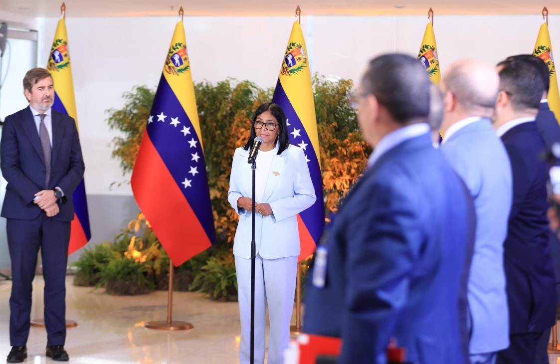 Firma de acuerdo estratégico entre PDVSA, Repsol y Eni para gas en Cardón IV