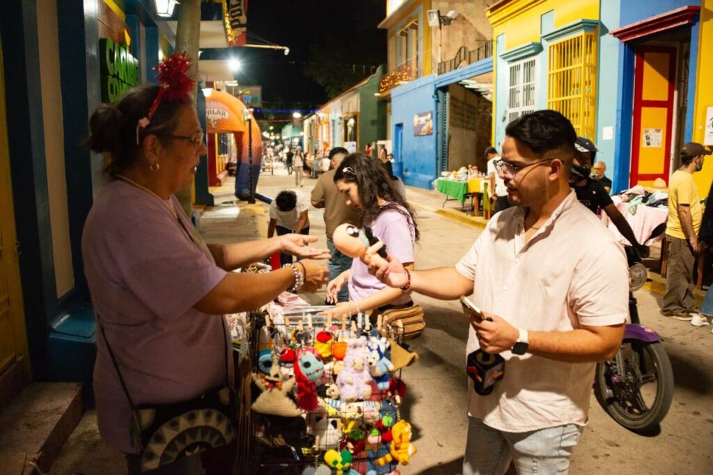 Viva la retreta durante evento cultural en Maracaibo