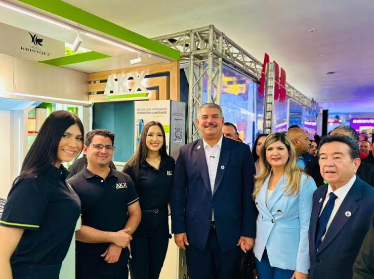 Gobernador Luis Caldera y Alcalde Frank Carreño en la inauguración de la Expo Petróleo e Industria en el Zulia