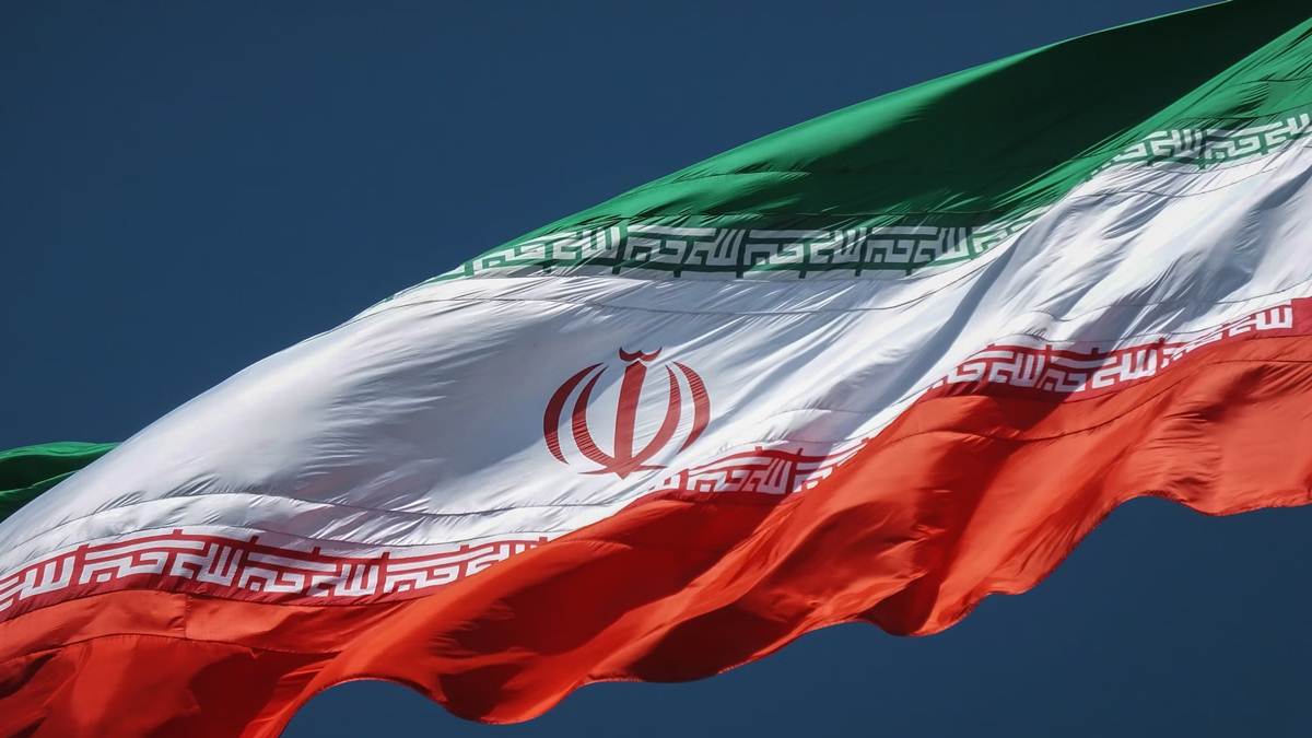 Irán lanzó dura advertencia si toman la Isla de Jarg y el Estrecho de Ormuz en el Golfo Pérsico