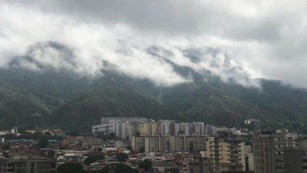 Inameh mostrando mantos nublados sobre el sur de Venezuela