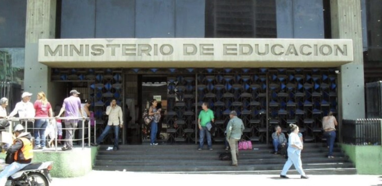 Publican en Gaceta Oficial lista de jubilados del Ministerio de Educación