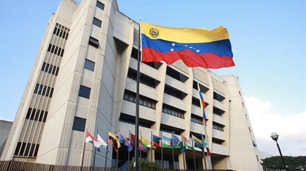 Diputado Giuseppe Alessandrello ofrece declaraciones sobre la prórroga del Comité de Postulaciones Judiciales de la Asamblea Nacional