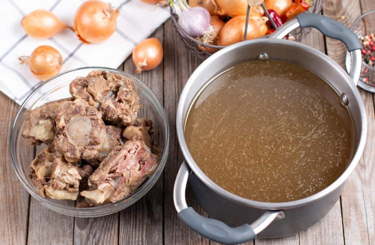 Caldo de huesos, kombucha, chía: ¿beneficio real o exageración viral?