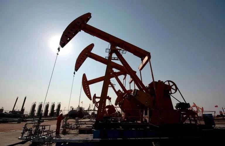 La subida de precios del petróleo Brent y WTI en el mercado internacional