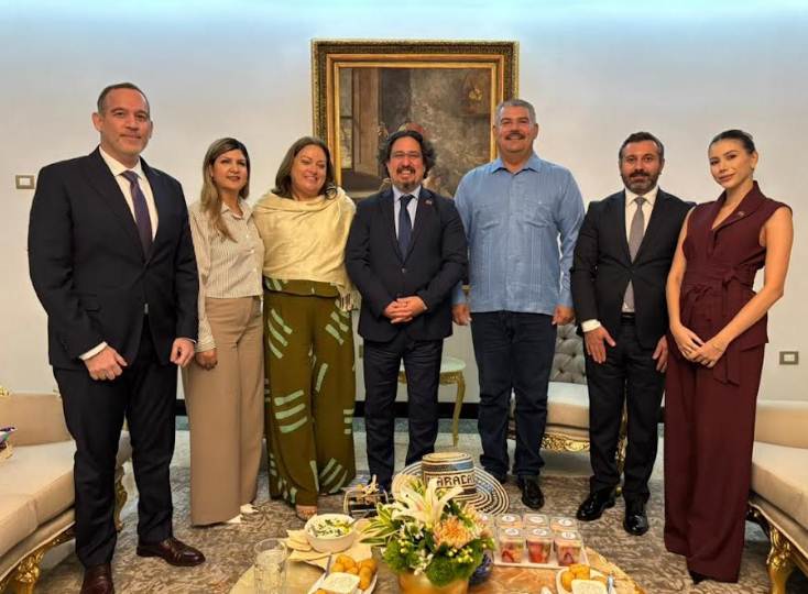 El gobernador Luis Caldera y el embajador de Turquía, Naci Aydan Karamanoğlu, consolidan acuerdos económicos y productivos