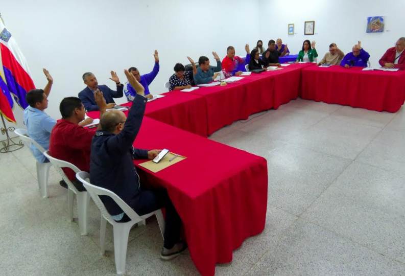 Sesión del Concejo Municipal de Maracaibo aprobando reforma para la protección infantil