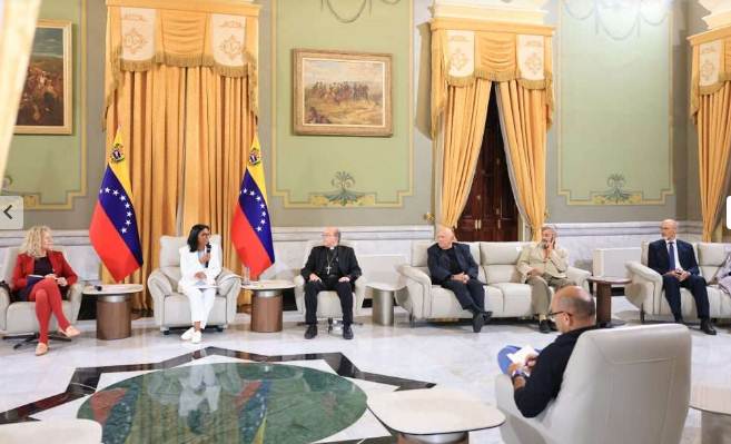 Reunión de Delcy Rodríguez con líderes religiosos en el Palacio de Miraflores 2026