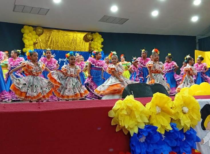 El Alcalde Frank Carreño celebra el Día Internacional de la Danza en Cabimas