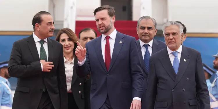 Pakistán intensifica esfuerzos diplomáticos para salvar la segunda ronda de negociaciones entre EE. UU. e Irán