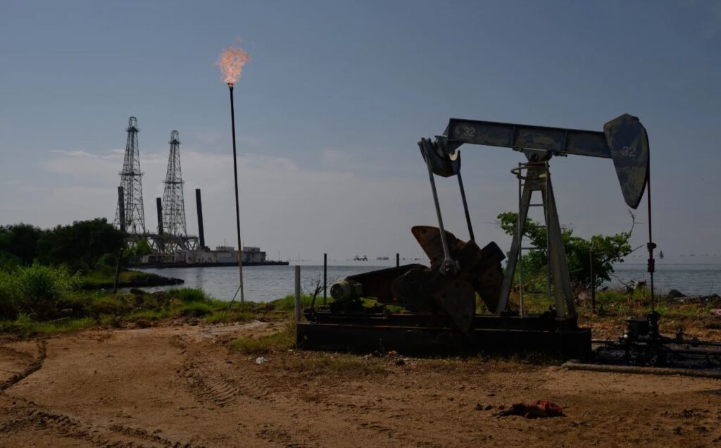 Trump afirma que EEUU ya no depende del Medio Oriente tras acuerdo energético con Venezuela