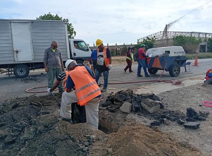 EMUGAS inicia mantenimiento para reconectar gas en el sector El Golfito de Cabimas