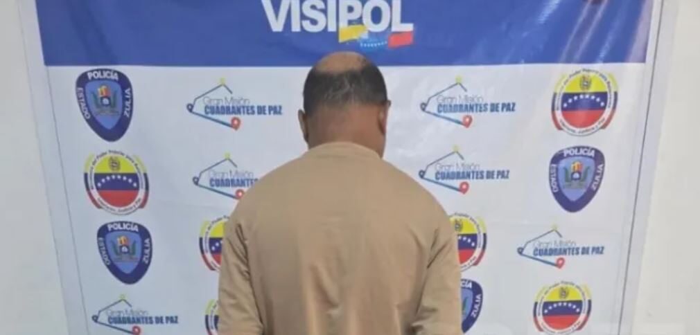 Detienen a hombre por atacar con un machete a otro en Colón