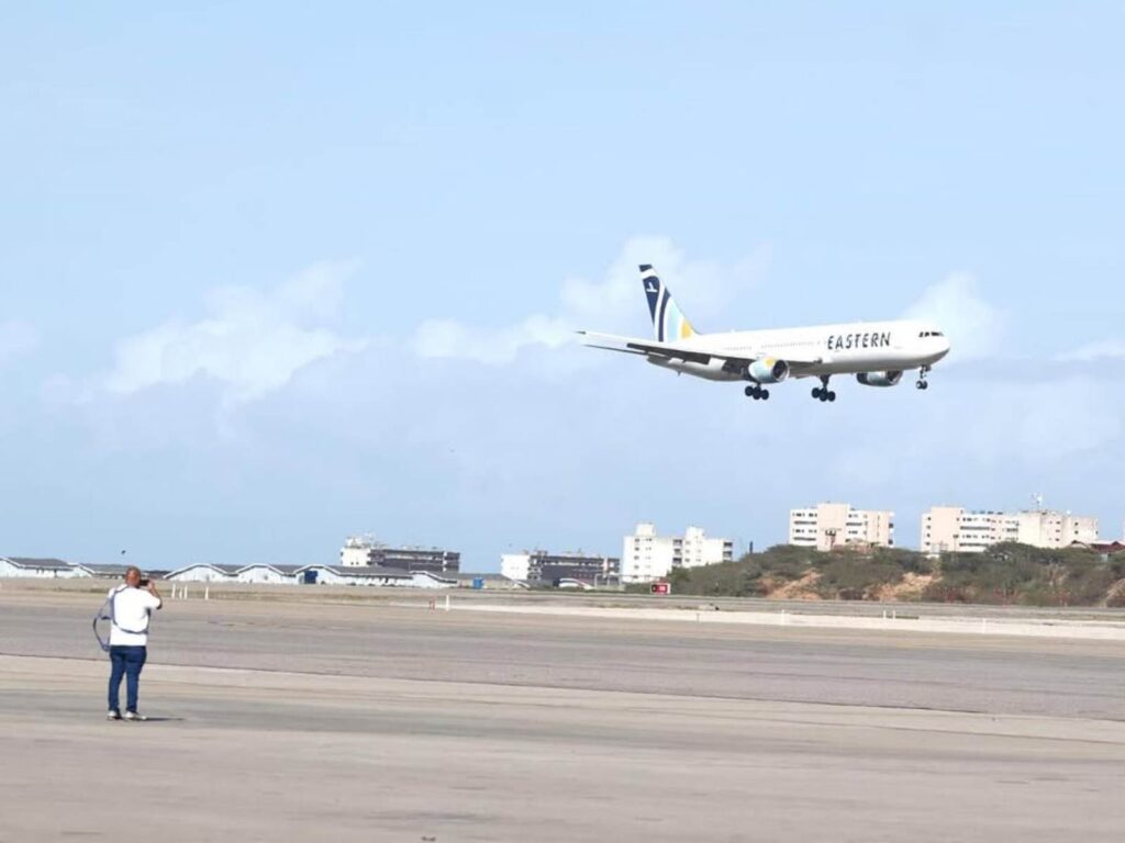 Un total de 263 venezolanos regresaron desde Phoenix, EE. UU., en el vuelo 136 de la Gran Misión Vuelta a la Patria