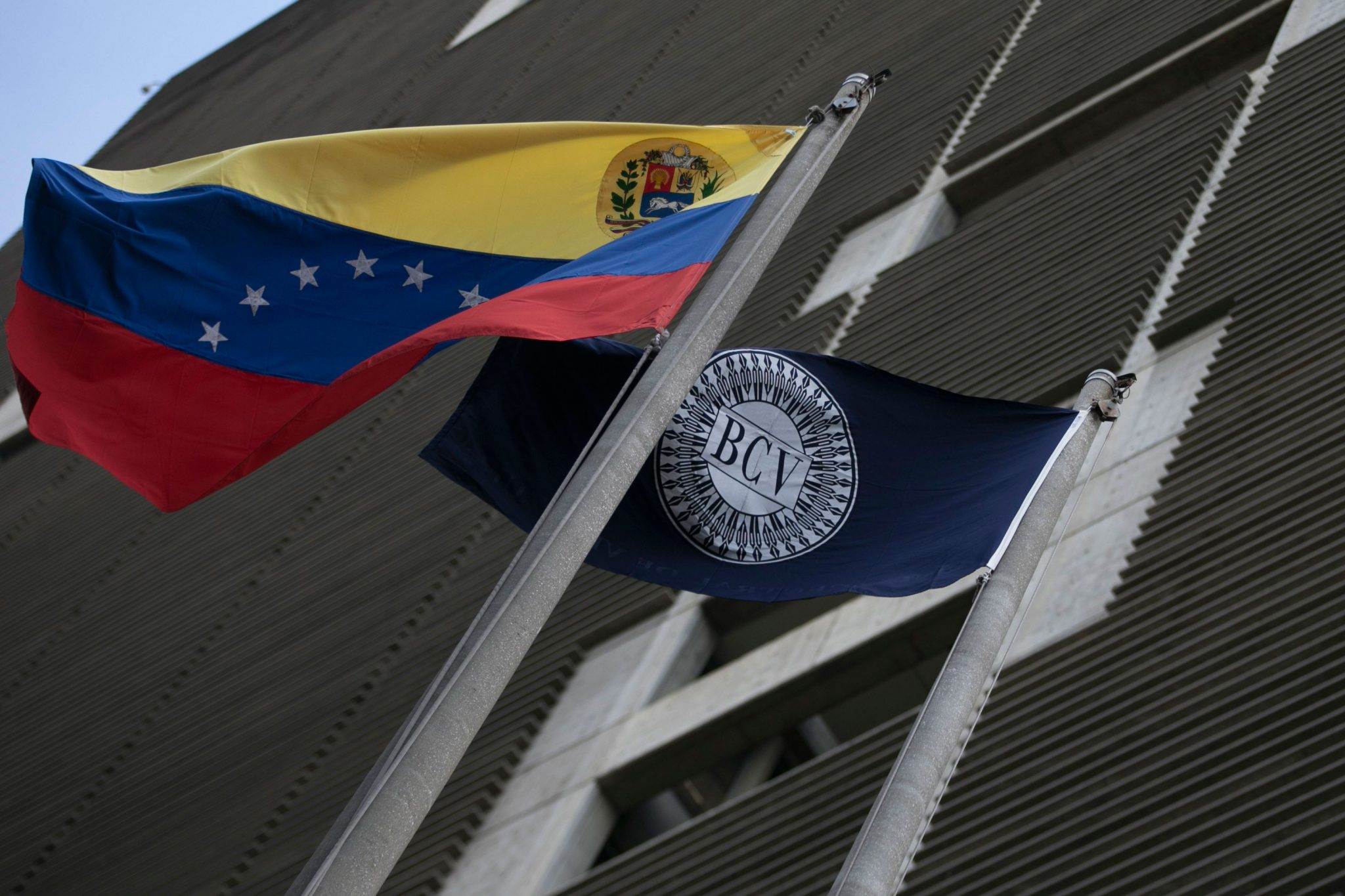 El BCV confirmó que una delegación viajará a Washington para abordar la reestructuración de la deuda en Venezuela con el FMI