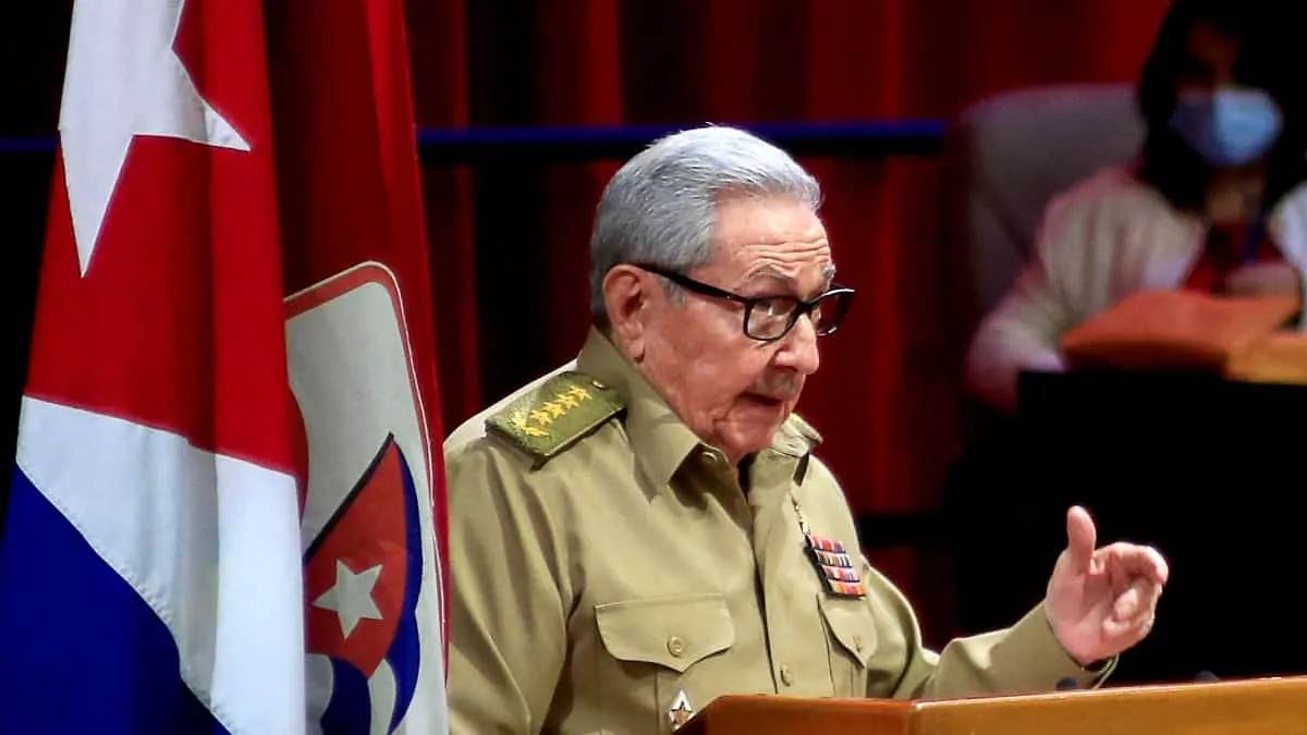 EE.UU. anuncia cargos criminales contra Raúl Castro