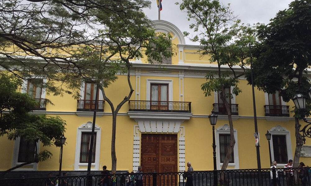 Venezuela califica de provocadoras las declaraciones de Irfaan Ali sobre el Esequibo