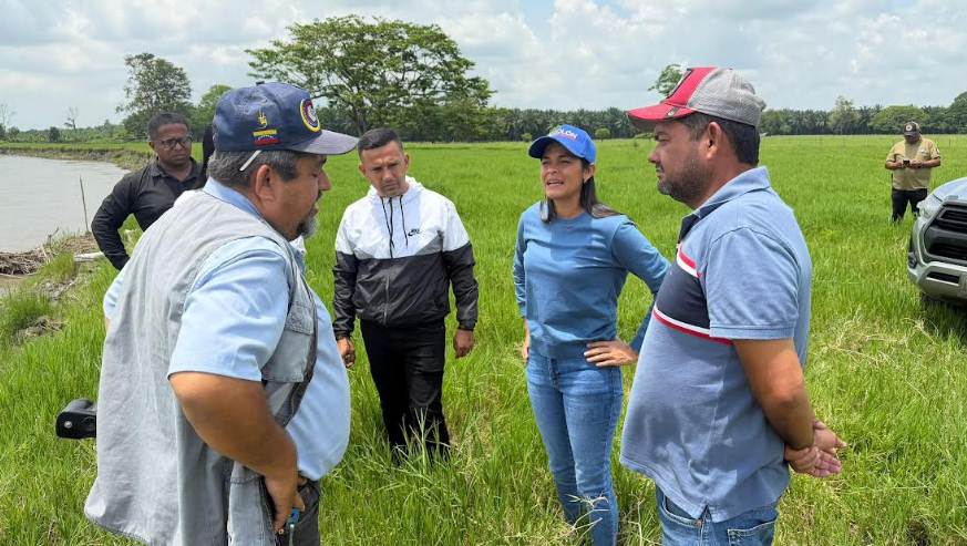 La alcaldesa Misledys Ortigoza impulsó la producción agrícola en Colón tras inspeccionar y atender a los productores de Puerto Chama