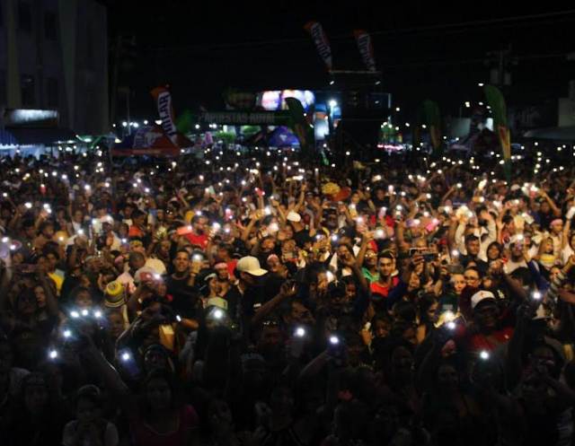 Más de 7 mil personas asistieron al concierto de la Alcaldía de Maracaibo en La Curva de Molina para celebrar el Día de las Madres