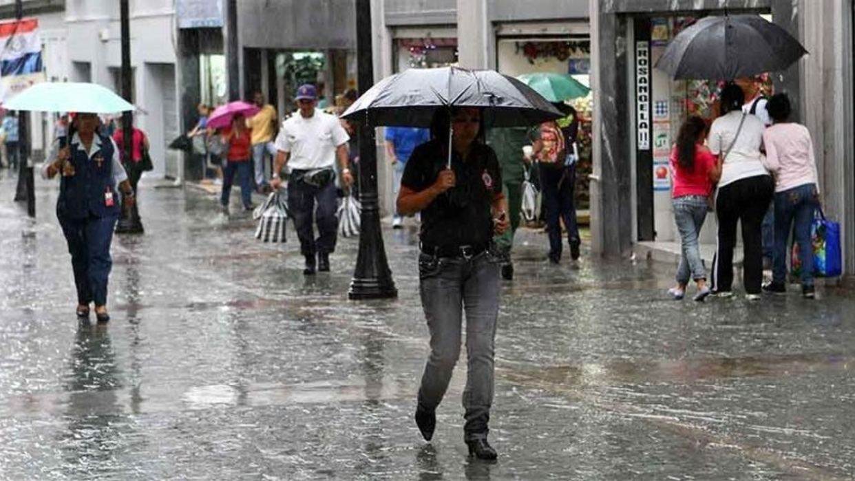 Inameh prevé lluvias con descargas eléctricas este #13May en Zulia, Andes y Centro del país