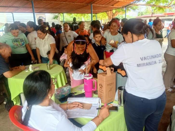 Más de 900 familias de la parroquia San Antonio en el municipio Miranda fueron atendidas con salud y alimentos