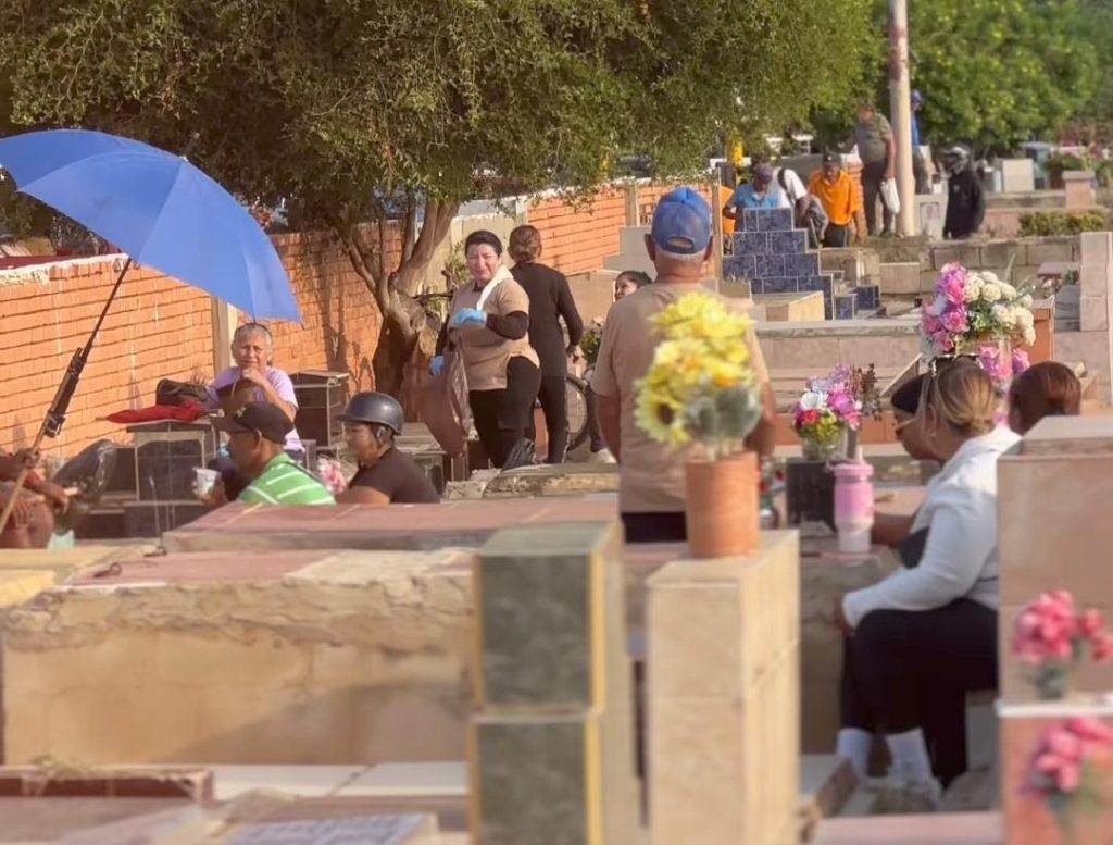 La Alcaldía de Cabimas celebró el Día de las Madres con una misa en el Cementerio Municipal