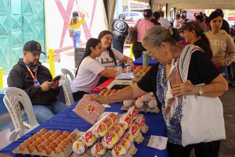 La gestión de Giancarlo Di Martino llevó jornadas de alimentación, salud y ayudas técnicas a la parroquia Santa Lucía de Maracaibo